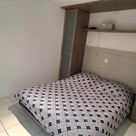 Pavillon Climatise 2 Pieces + Mezzanine, Terrasse, Parking Prive, A 400m De La - Fr-1-776-9 Willa