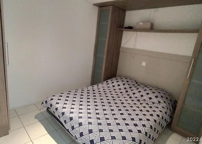 Pavillon Climatise 2 Pieces + Mezzanine, Terrasse, Parking Prive, A 400m De La - Fr-1-776-9 ヴィラ